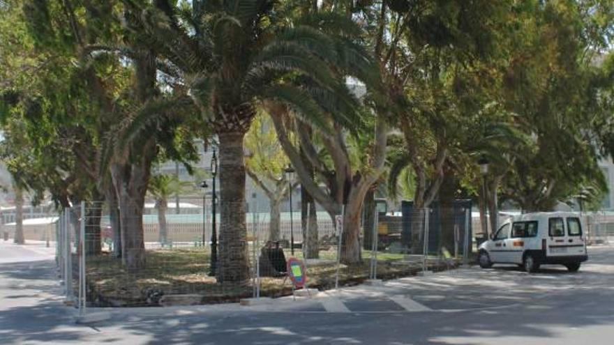 Orpesa comienza la remodelación de la plaza París en la playa de la Concha