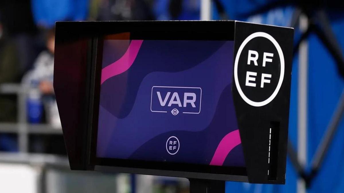 El sistema de videoarbitraje (VAR) de la RFEF.