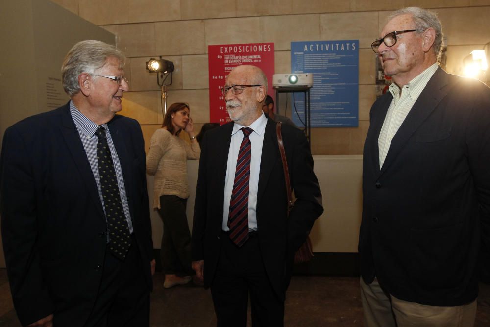 Entrega del premio Julio González a Andreu Alfaro