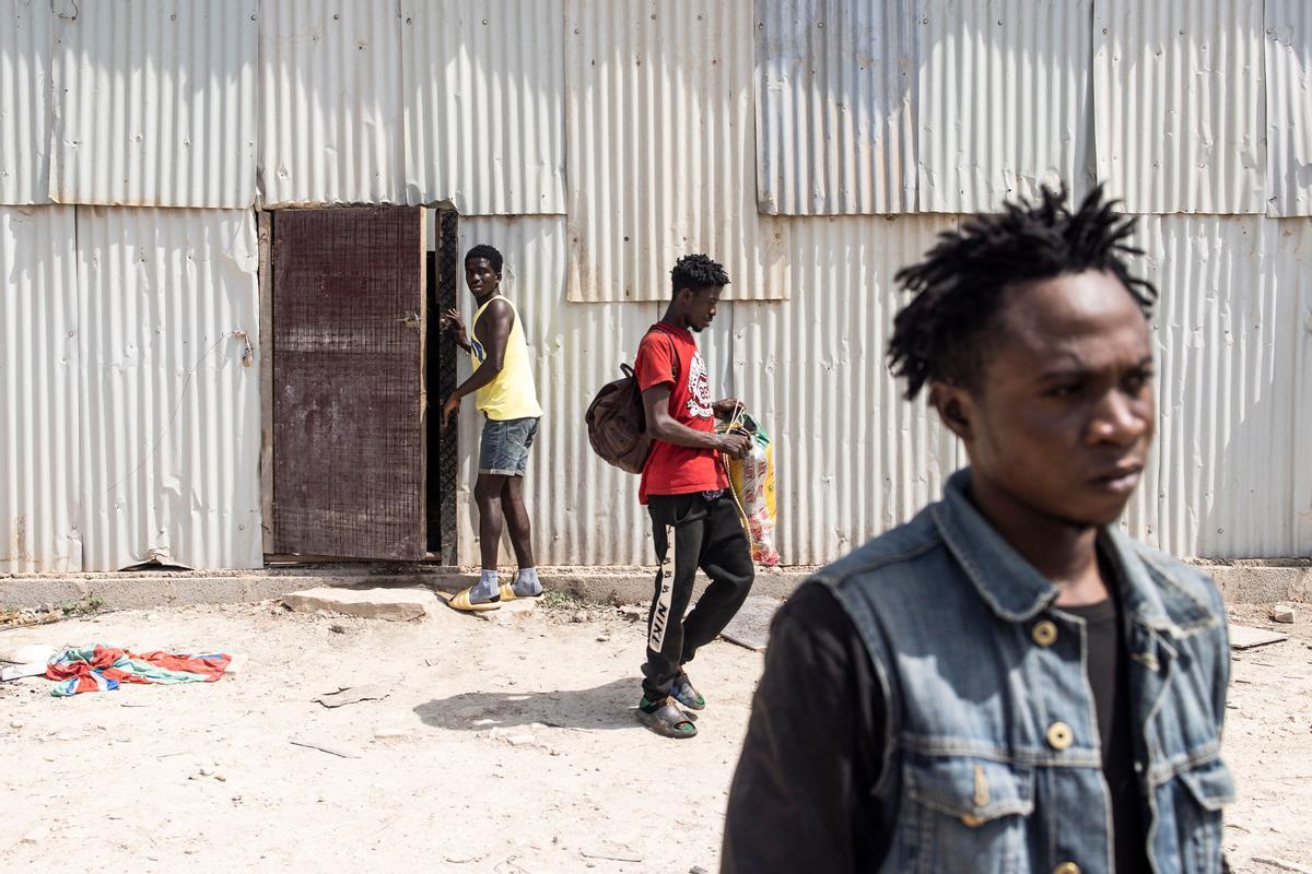 Estos son los trabajadores que construyen la nueva ciudad de Diamniadio (Senegal)