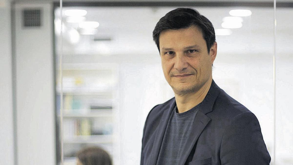 Lorenzo Serratosa: El filòsof que traurà el cànnabis a Borsa Lorenzo Serratosa: El filòsof que traurà el cànnabis a Borsa