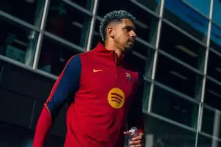 Oficial: Ronald Araujo, cedido al Liverpool