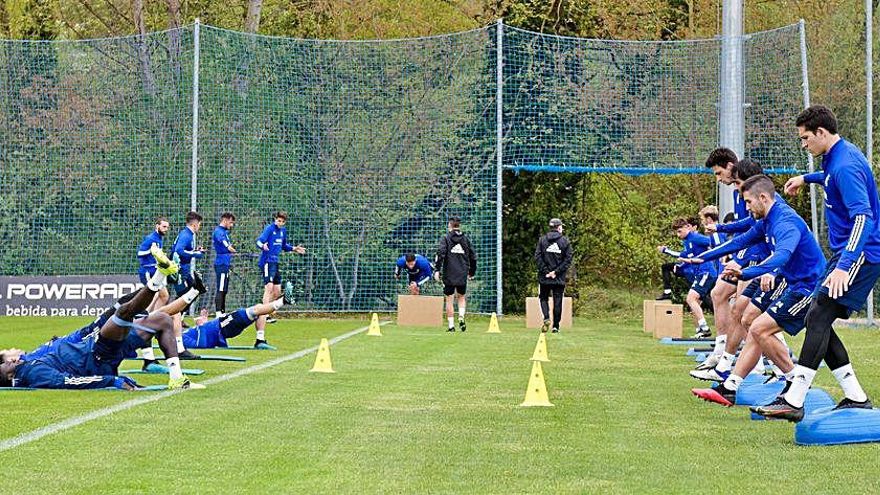 Viti, única ausencia en el entrenamiento del Oviedo