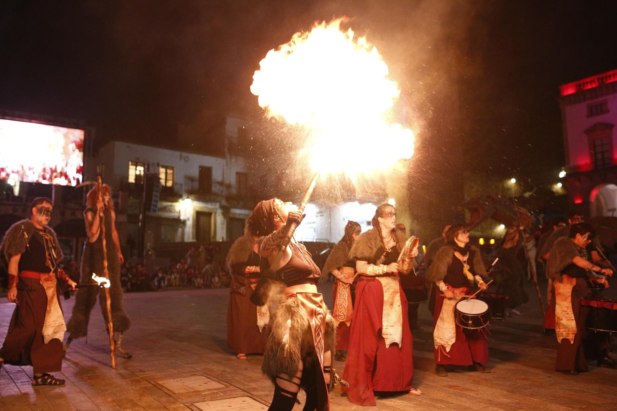 Galería | Así ha sido el desfile de San Jorge en Cáceres