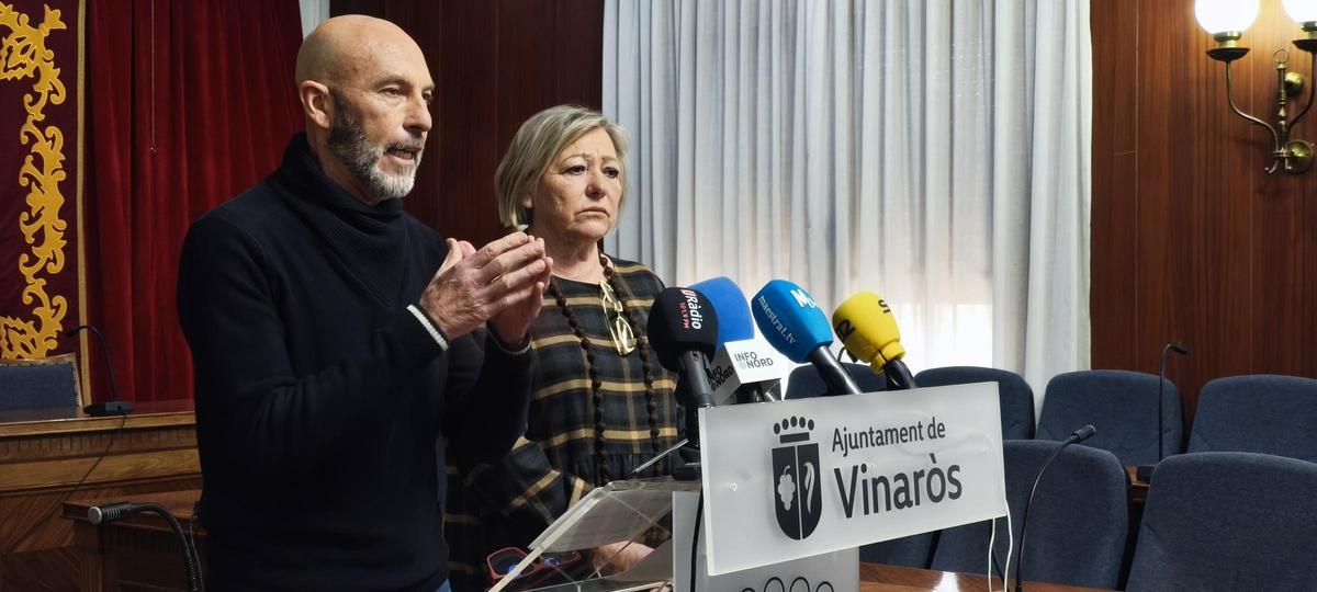 Otra foto de la rueda de prensa.