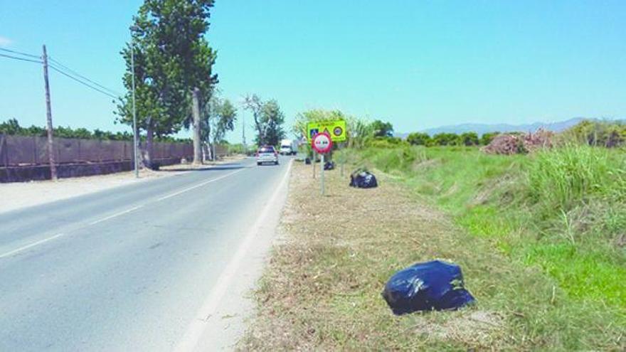 El vinagre sustituirá al glifosato en los jardines