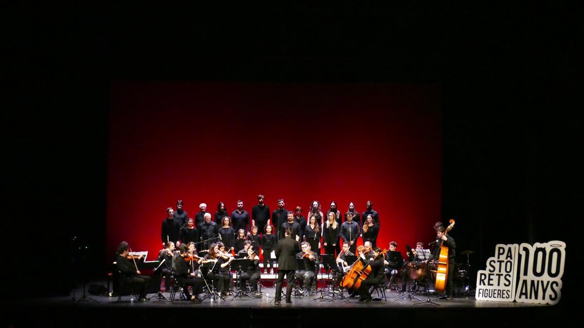 Un moment del concert dels Pastorets, diumenge passat al Teatre El Jardí de Figueres.