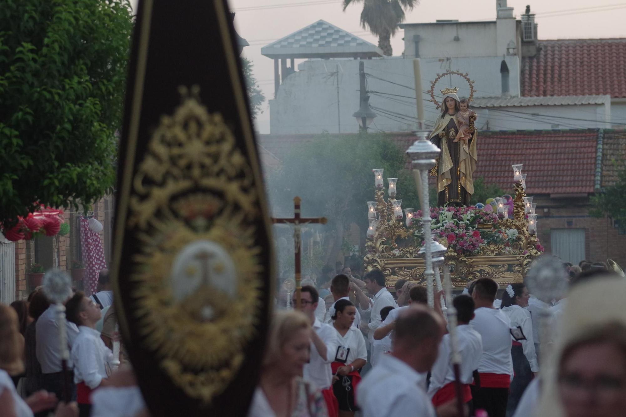 La procesión de la Virgen del Carmen de la Colonia de Santa Inés 2023, en imágenes