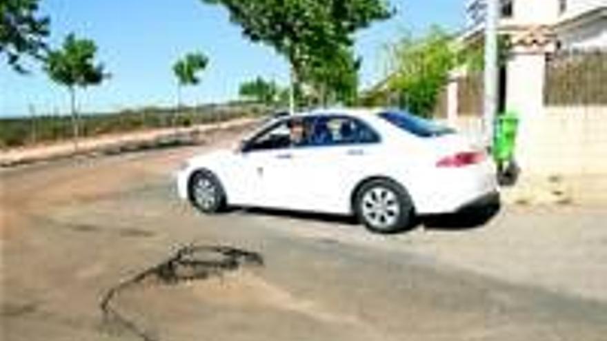 Quejas por baches en las vaguadas