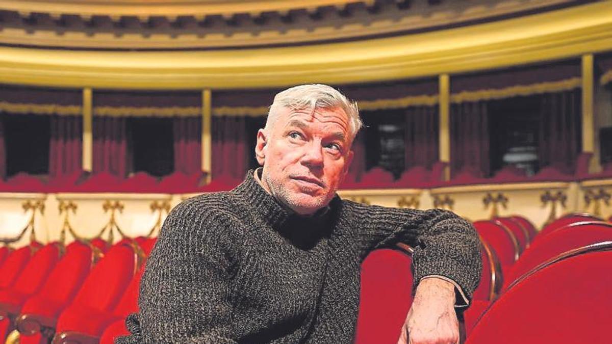 Christof Loy, en el patio de butacas del Campoamor, el pasado febrero.