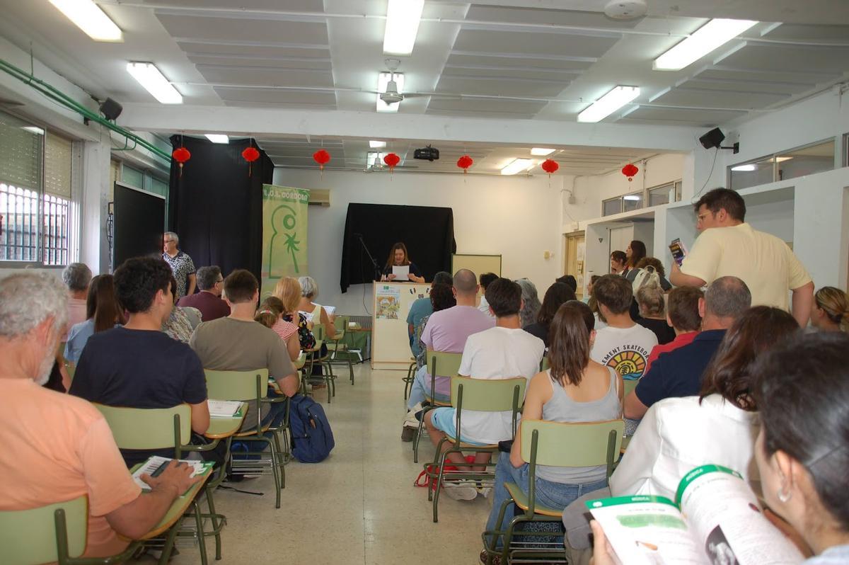 Evento por el Día del Libro en la Escuela de Idiomas de Córdoba.
