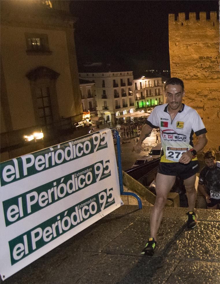 Carrera intramuros 95 aniversario de el Periódico Extremadura