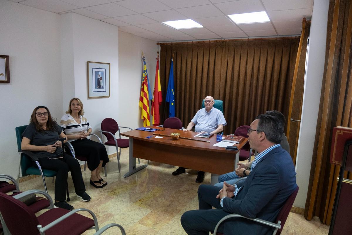 Así ha sido la investidura del nuevo alcalde de Castellonet de la Conquesta