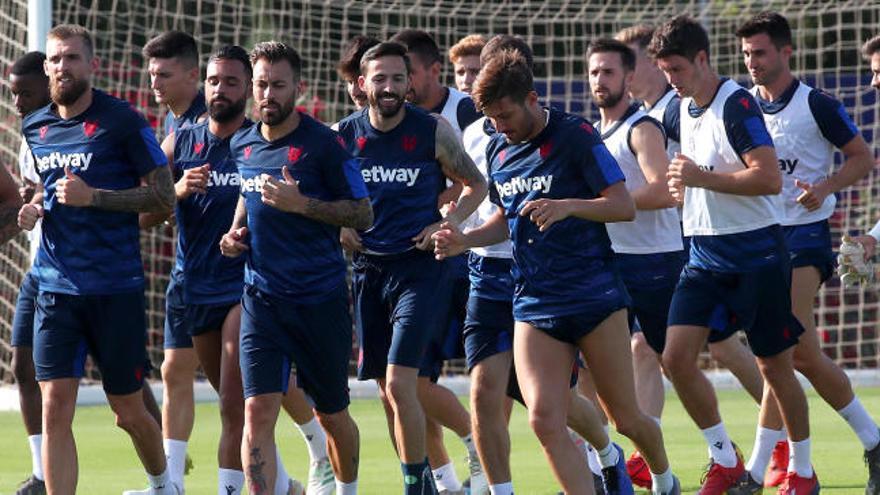 El debut granota ante el Villarreal se verá en Levante TV