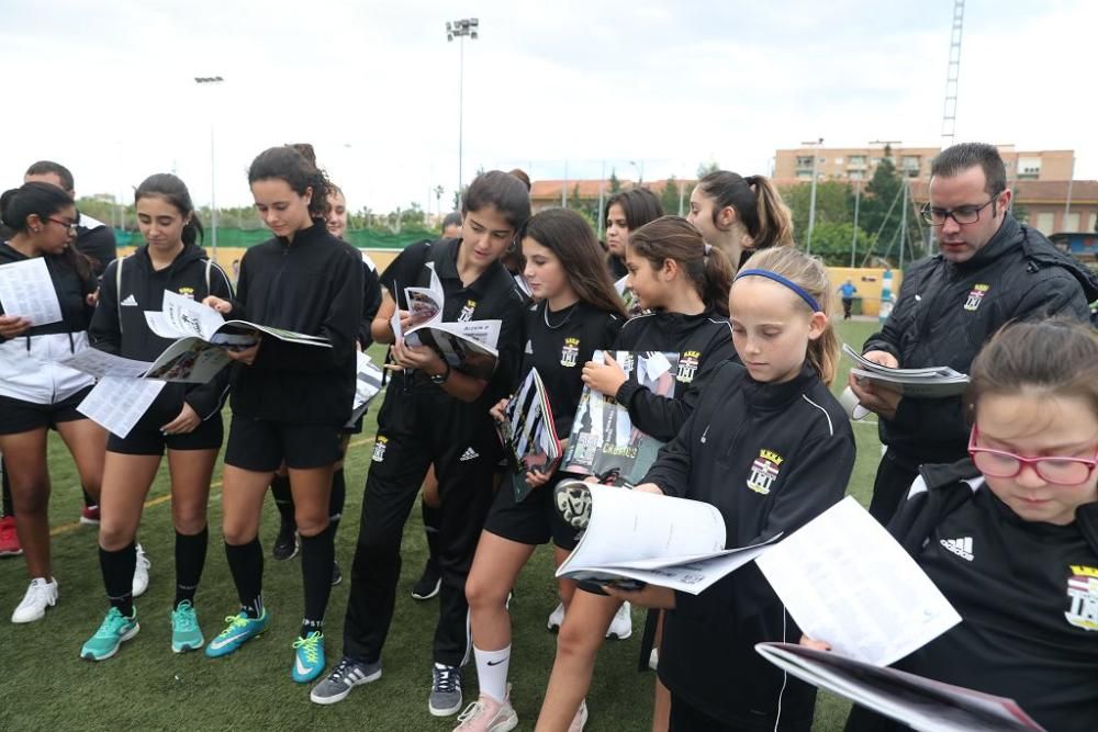 Presentación del álbum de cromos del FC Cartagena