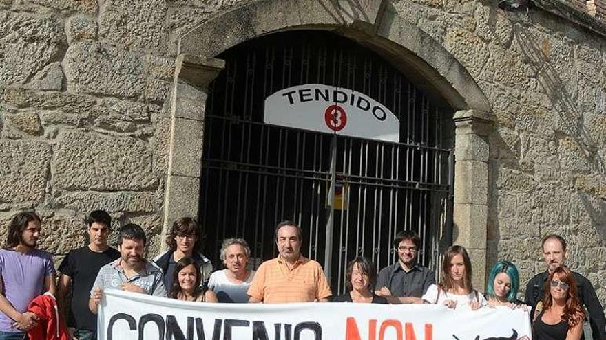 Una protesta contra el convenio municipal. // R. Vázquez