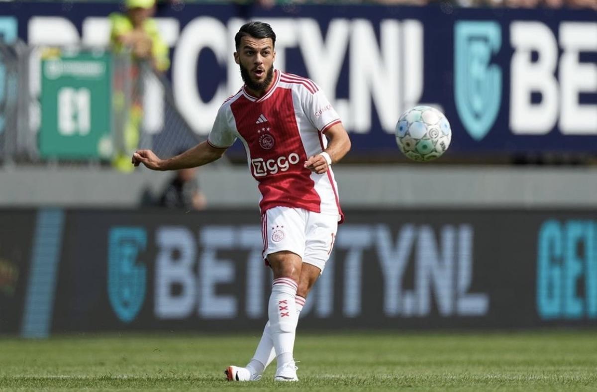Georges Mikautadze en su primer partido con el Ajax