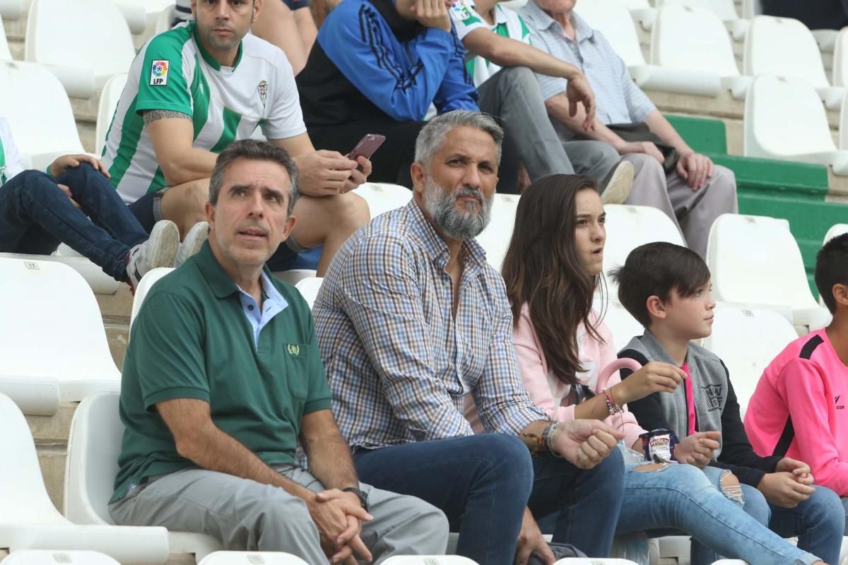 Los aficionados del Córdoba CF en el Arcángel