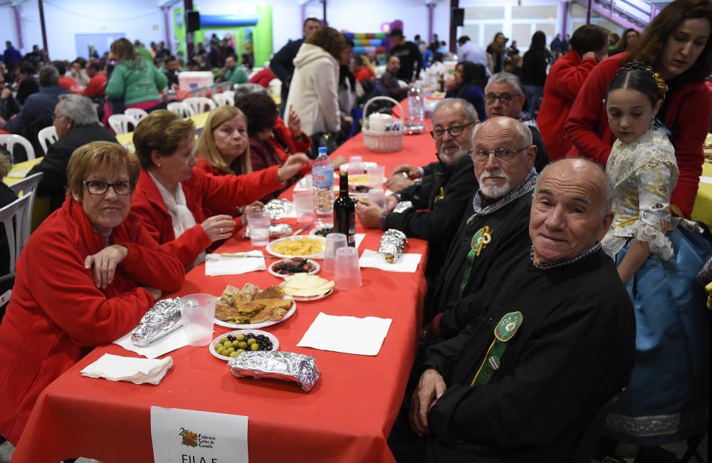 Sopar de colles multitudinario