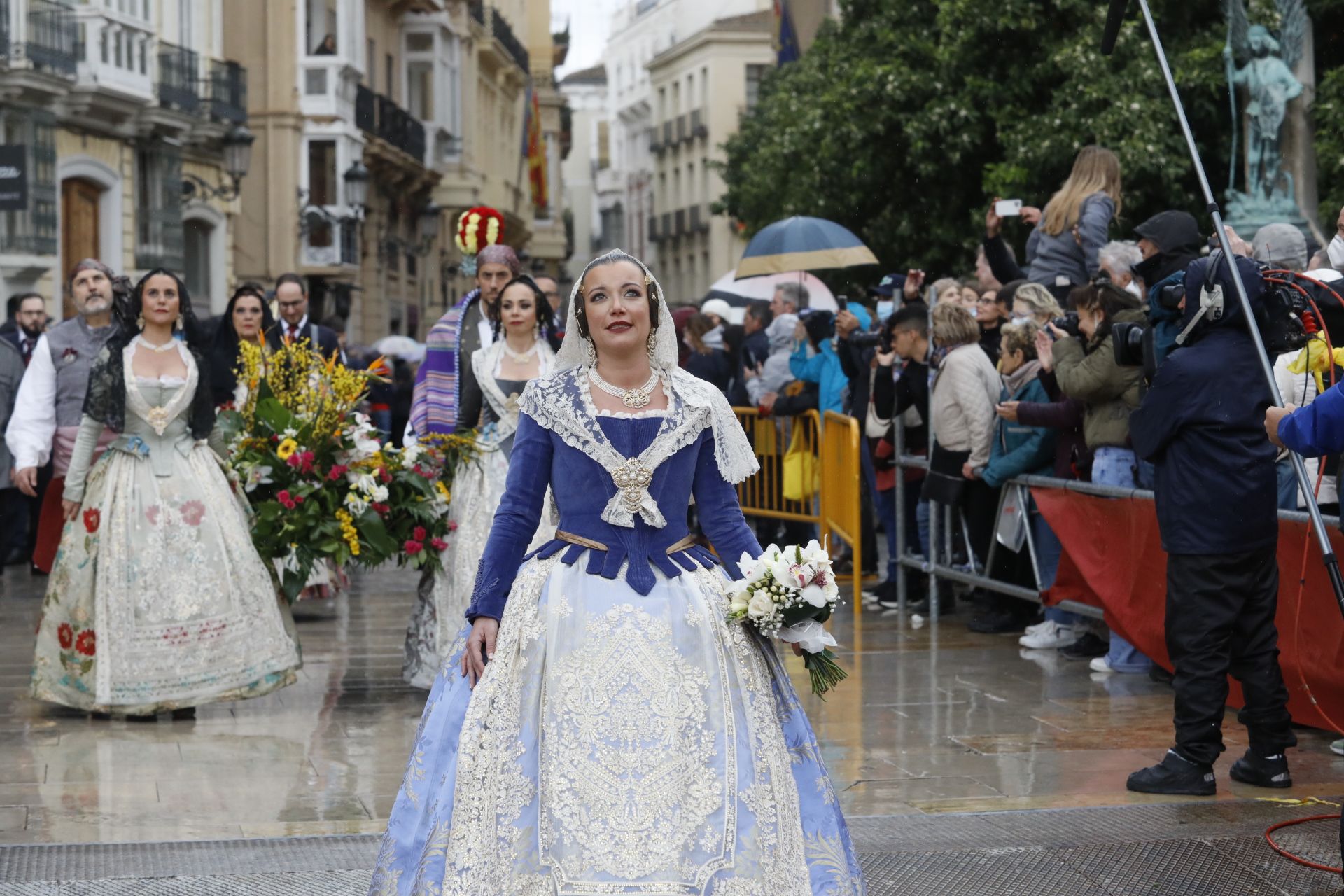 Búscate en el primer día de Ofrenda por la calle Quart (entre las 15.30 y las 17.00 horas)