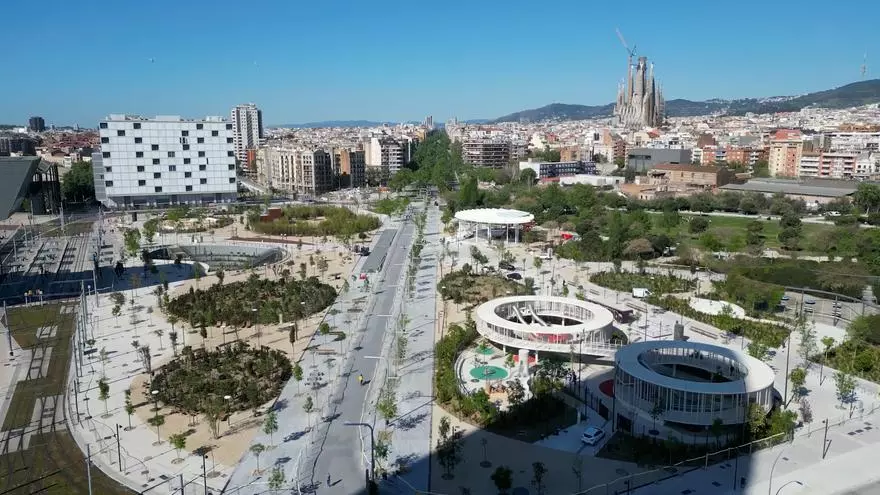 Así es el nuevo parque de la plaza de les Glòries visto desde el aire