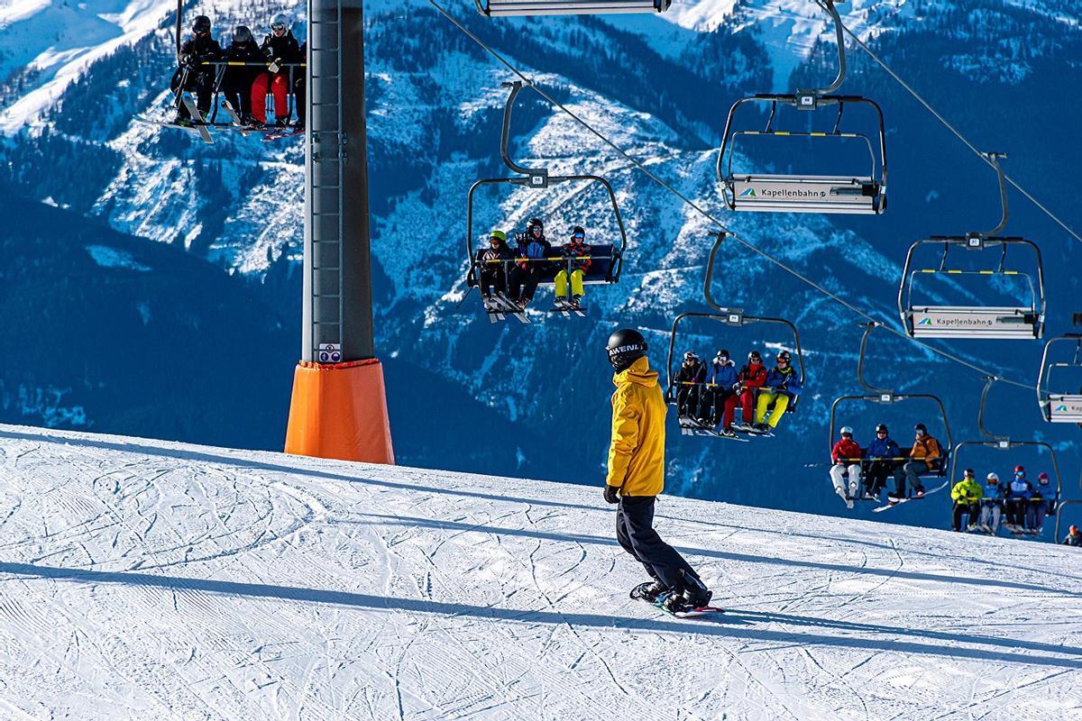 Los mejores destinos para practicar deportes de nieve este invierno.