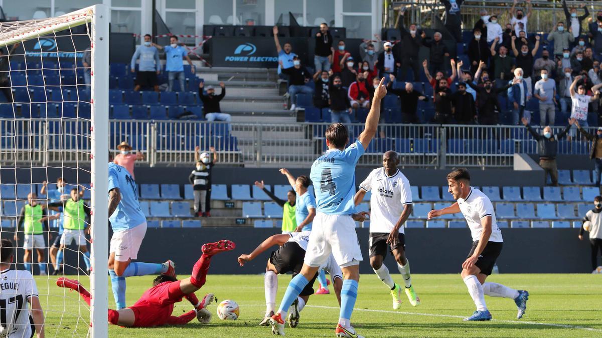 Todas las fotos del partido UD Ibiza - Fuenlabrada