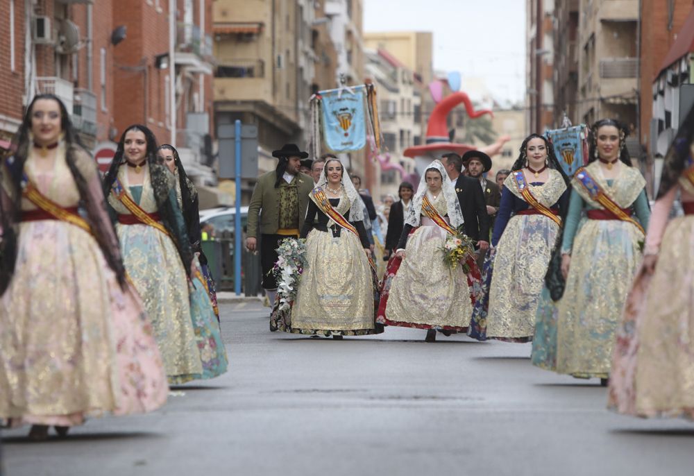 Búscate en la Ofrenda de Sagunt