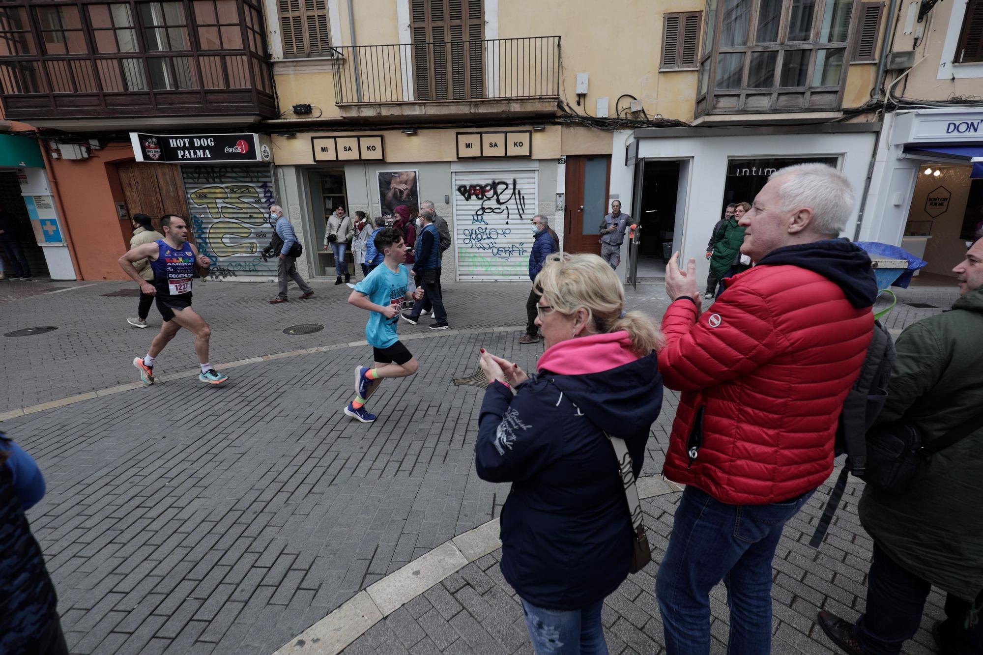 Alrededor de 2.500 personas participan en la V Cursa Popular Palmadona