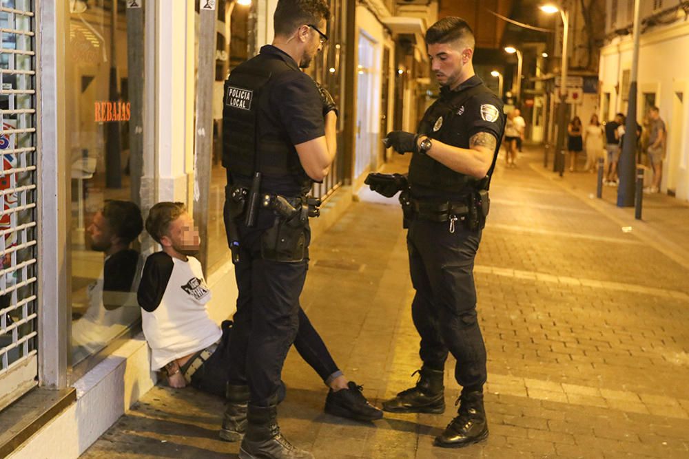 Una noche con la Policía en el West End en Sant Antoni (Ibiza)