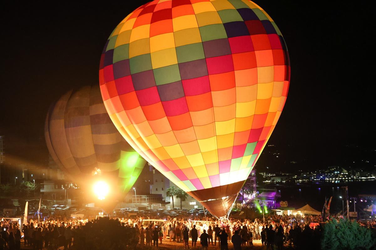 Todas las imágenes del festival de globos aerostáticos en Ibiza