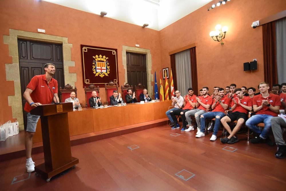 Celebració de l'ICL Manresa a la plaça Major