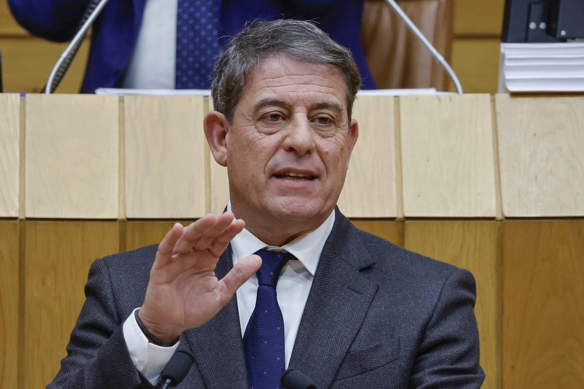 Besteiro, en su última intervención en el Parlamento como secretario xeral del PSdeG