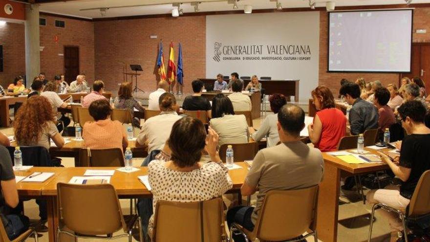 La reunión por el valenciano.