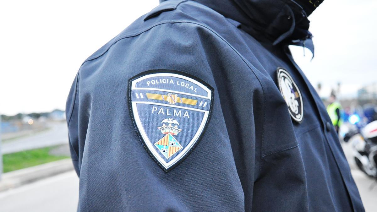 Un agente de la Policía Local de Palma.
