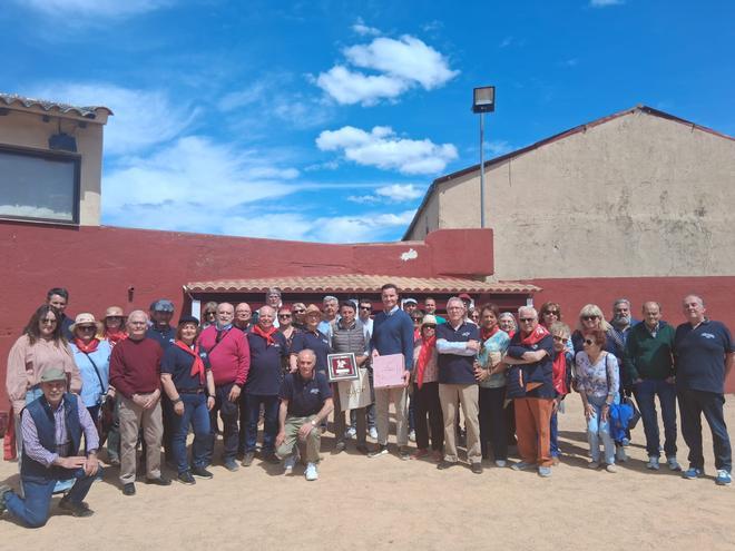 Tauromaquia, cultura y gastronomía para premiar al toro más bravo lidiado en Gijón (en imágenes)
