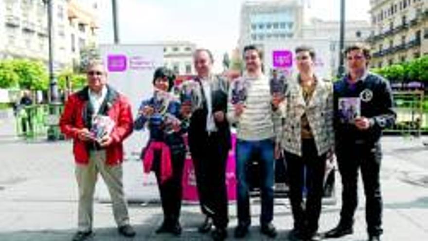 UPyD REPARTE PROPAGANDA EN LAS TENDILLAS