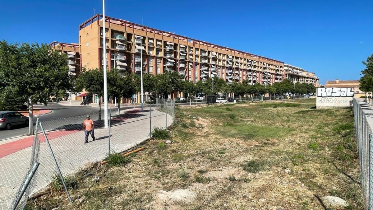 Solar donde se contemplan 85 VPP y que el Ayuntamiento de Sagunt subasta.