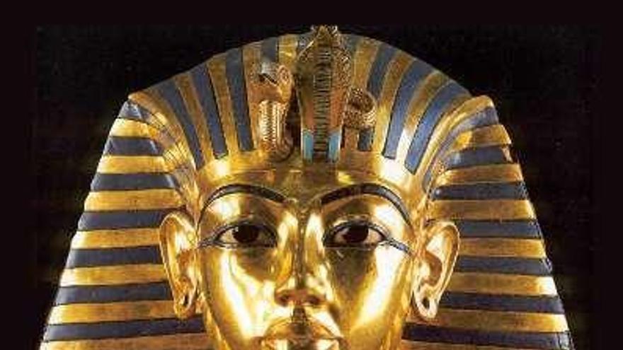 Máscara de Tutankamon.