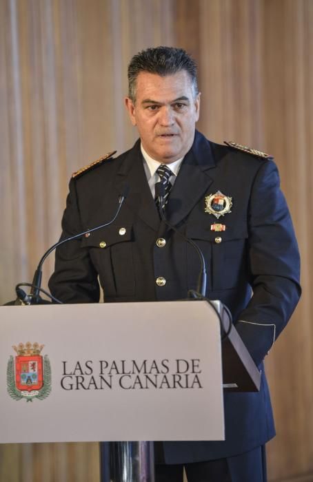 08/03/2018 LAS PALMAS DE GRAN CANARIA. Entrega de distinciones a bomberos de Las Palmas de Gran Canaria. FOTO: J. PÉREZ CURBELO