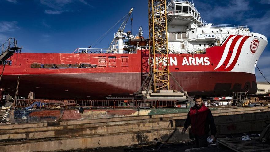 Ponen a punto en Burriana el barco para rescatar personas más grande del Mediterráneo