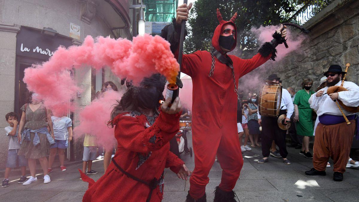 Pasacalles en la Festa do Demo del año pasado.