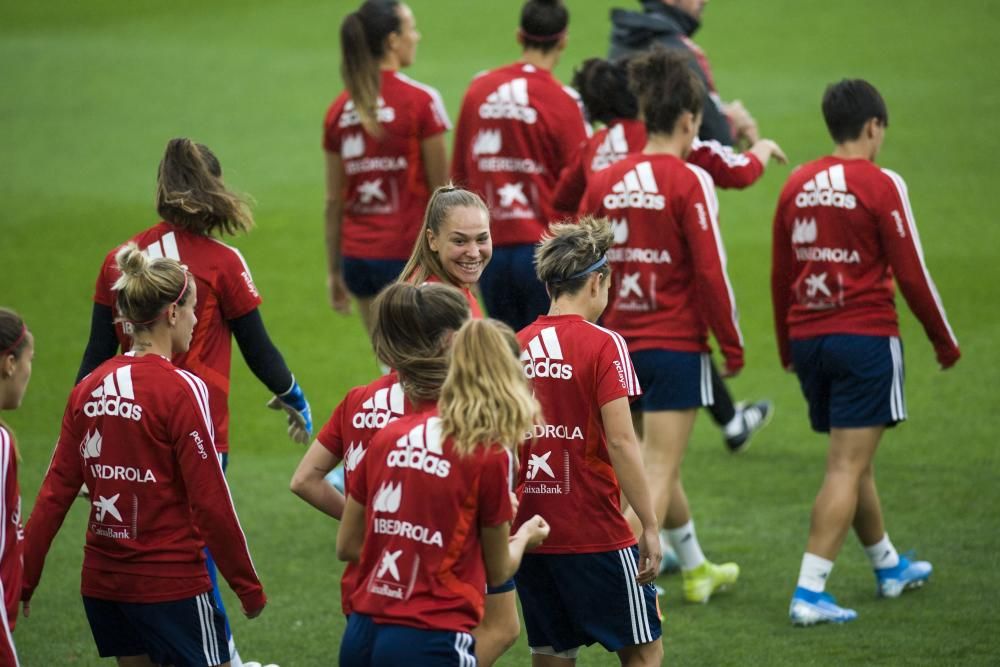 La selección femenina, lista para jugar en Riazor