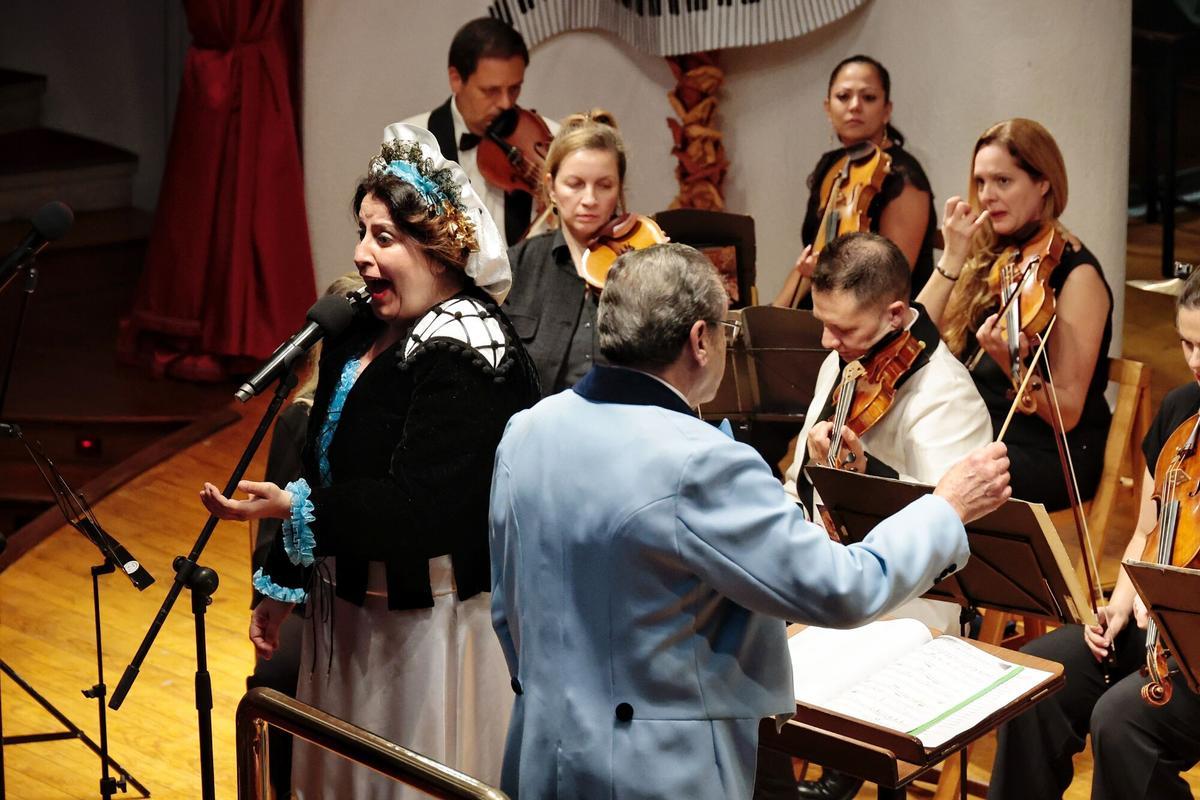 Presentación de La Zarzuela del Carnaval de Santa Cruz de Tenerife Presentación de La Zarzuela del Carnaval de Santa Cruz de Tenerife