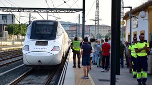Uno de los trenes de Alvia en Extremadura.