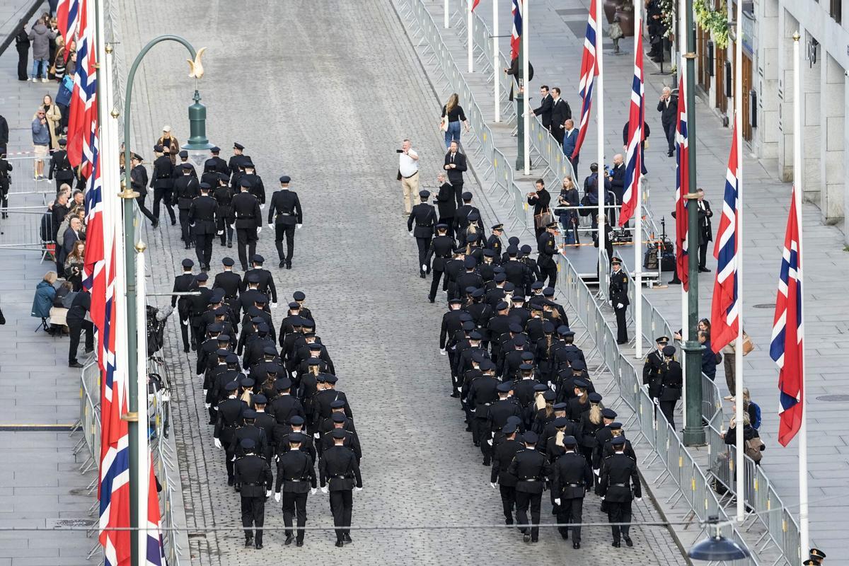 El cortejo fúnebre de Harald V de Noruega.