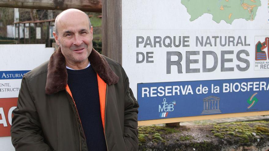 &quot;El lobo fue, es y será un problema, pero tenemos que acostumbrarnos a vivir con él; hay que acercar posturas, ni protegerlo a ultranza, ni exterminarlo&quot;