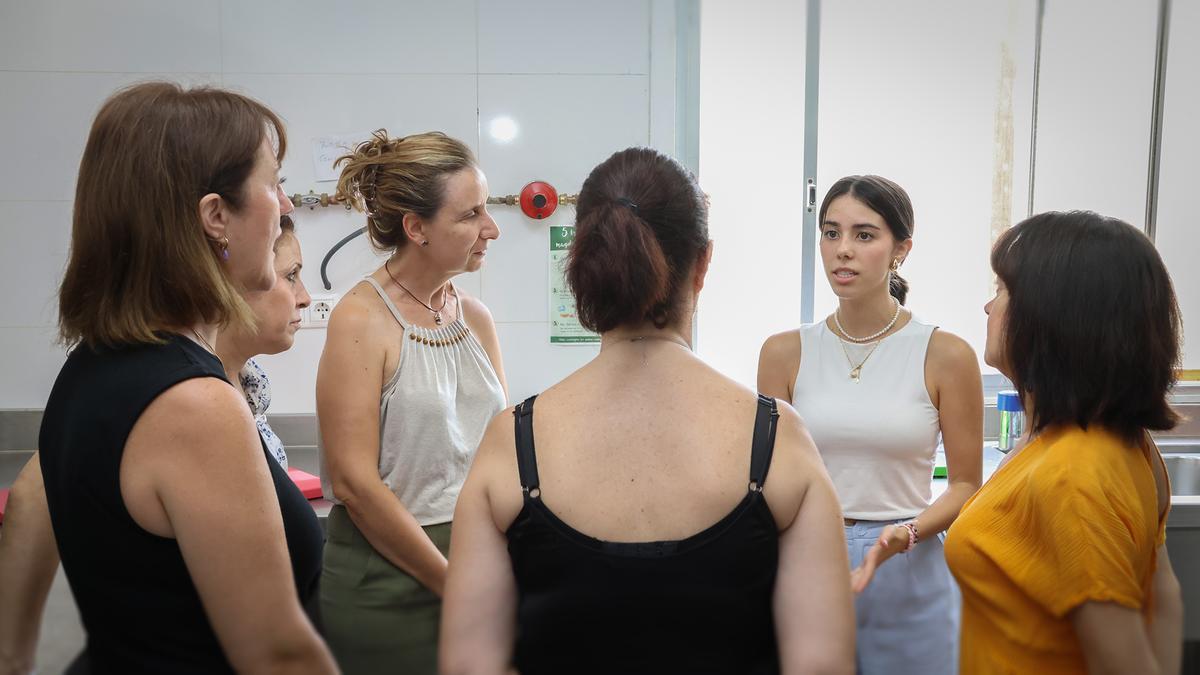 El Ayuntamiento de Onda ha ofrecido un curso sobre la menopausia y cómo mejorar el bienestar personal en esa etapa.