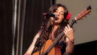 La cantante viguesa Lina de Sol ya ensaya su actuación en el Mad Cool Festival