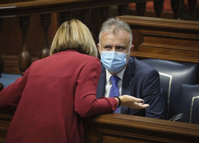 Pleno en el Parlamento de Canarias, 26/10/2021